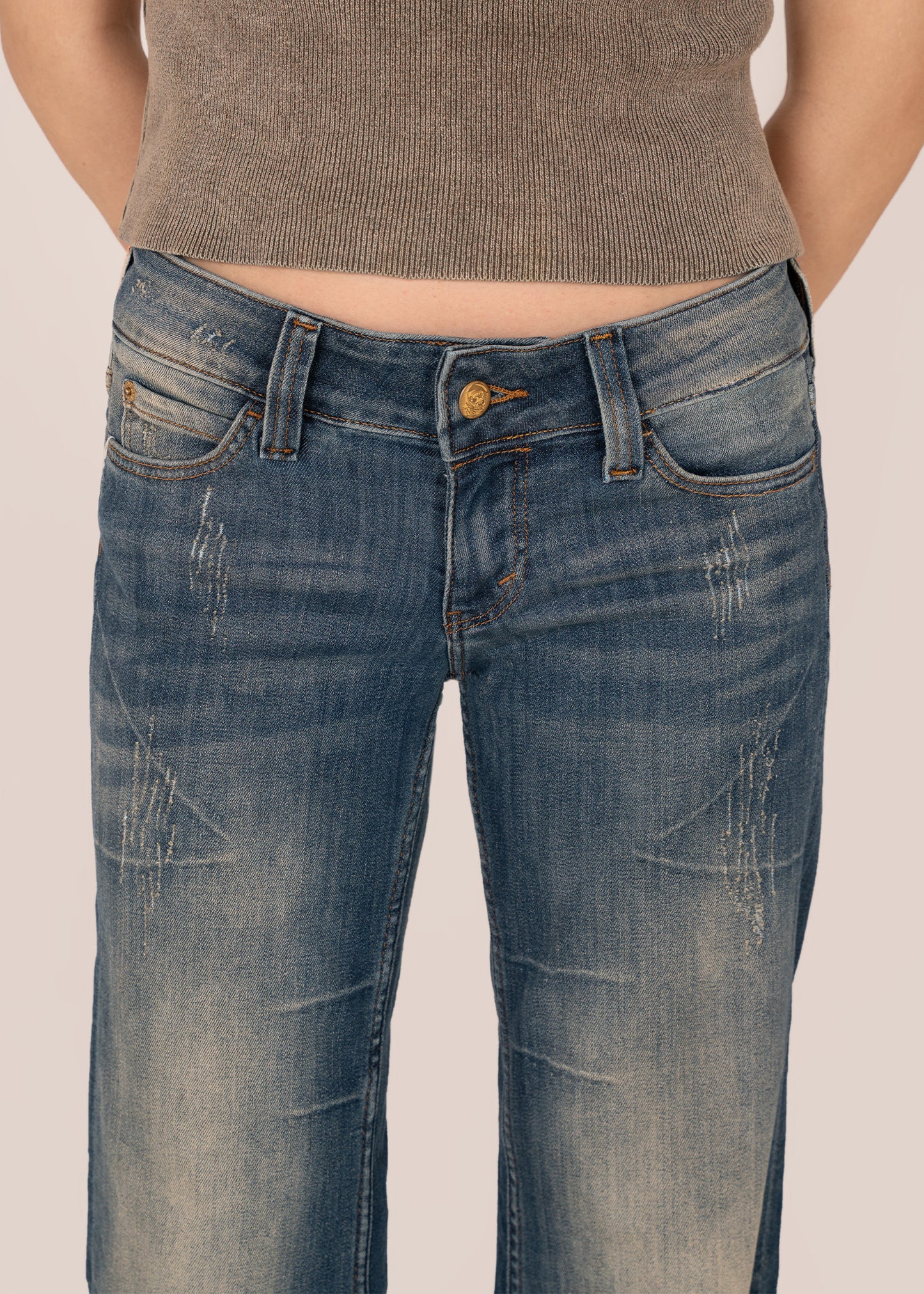 H&M-Bootcut Woman Jeans US 836