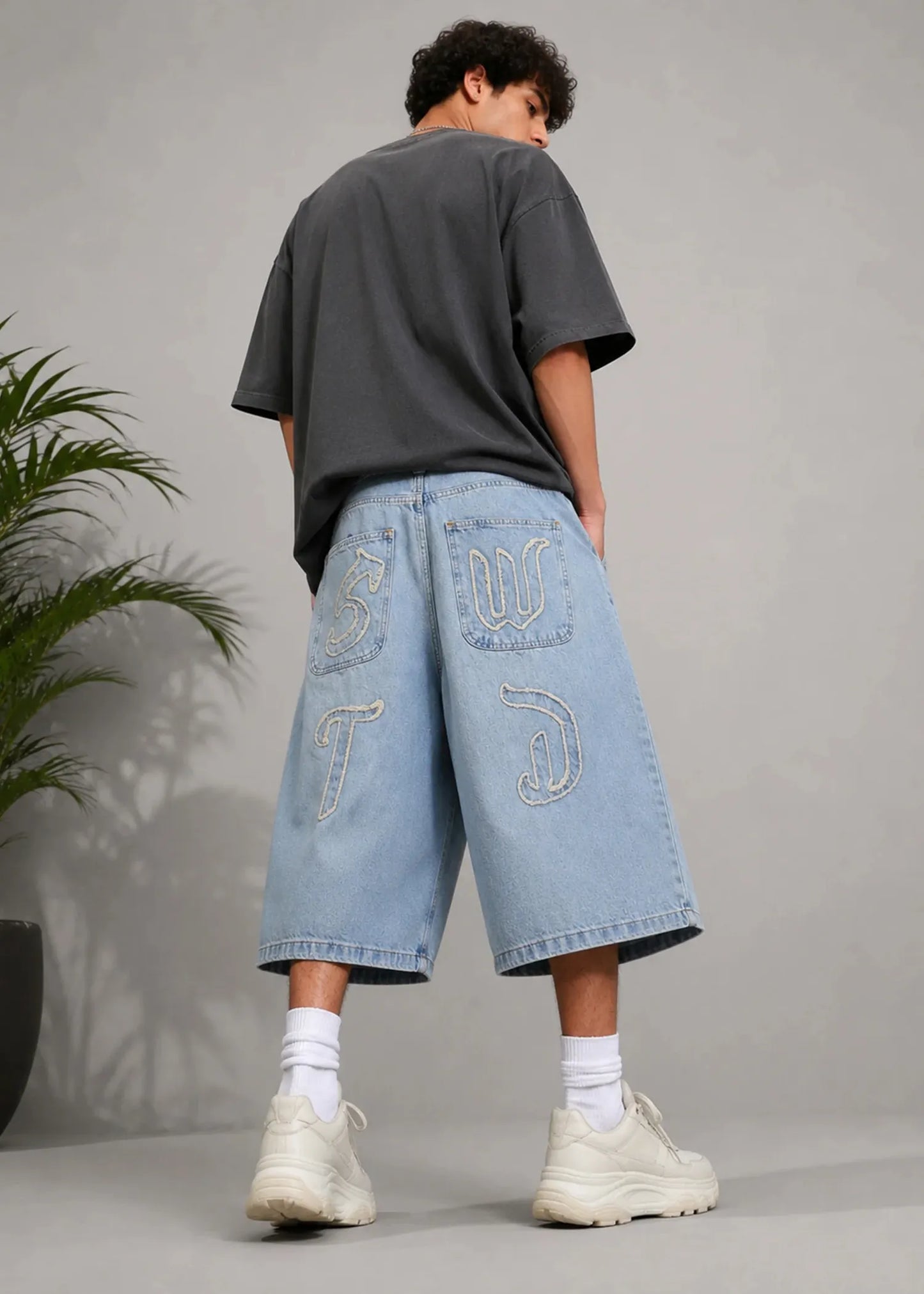 Pull&Bear Men Minor Fault Baggy short Light Blue US 611