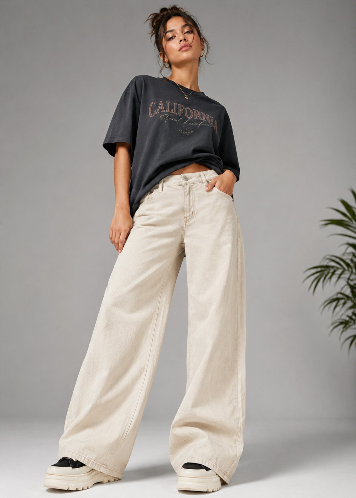 H&M Women Wide Leg Jeans Beige US 690