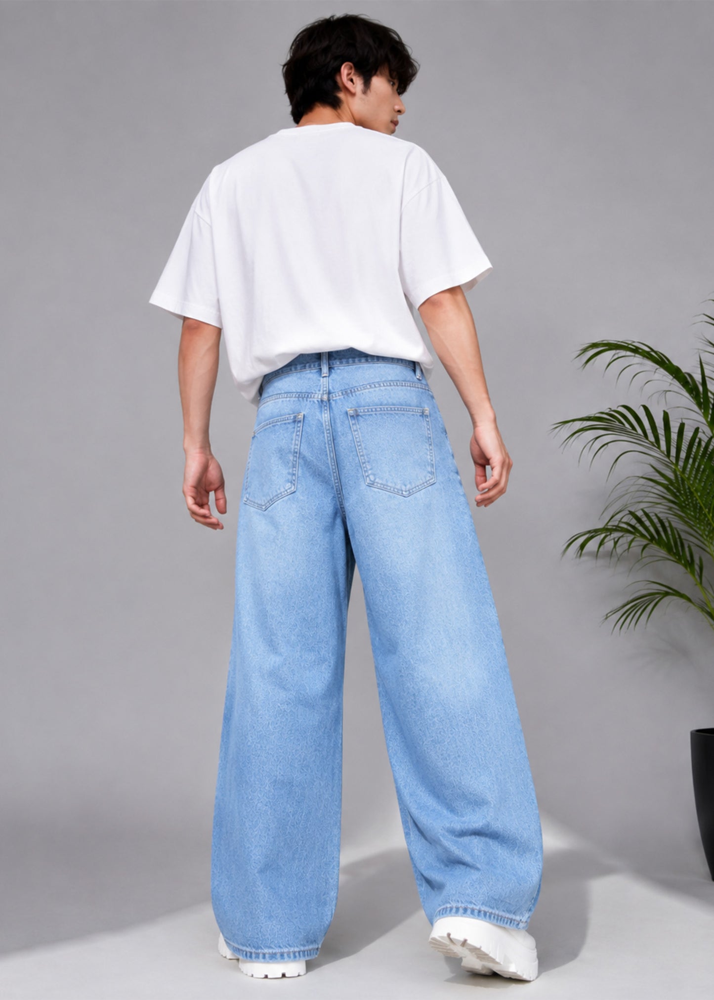 H&M Men Loose Fit Jeans Light Blue US 665