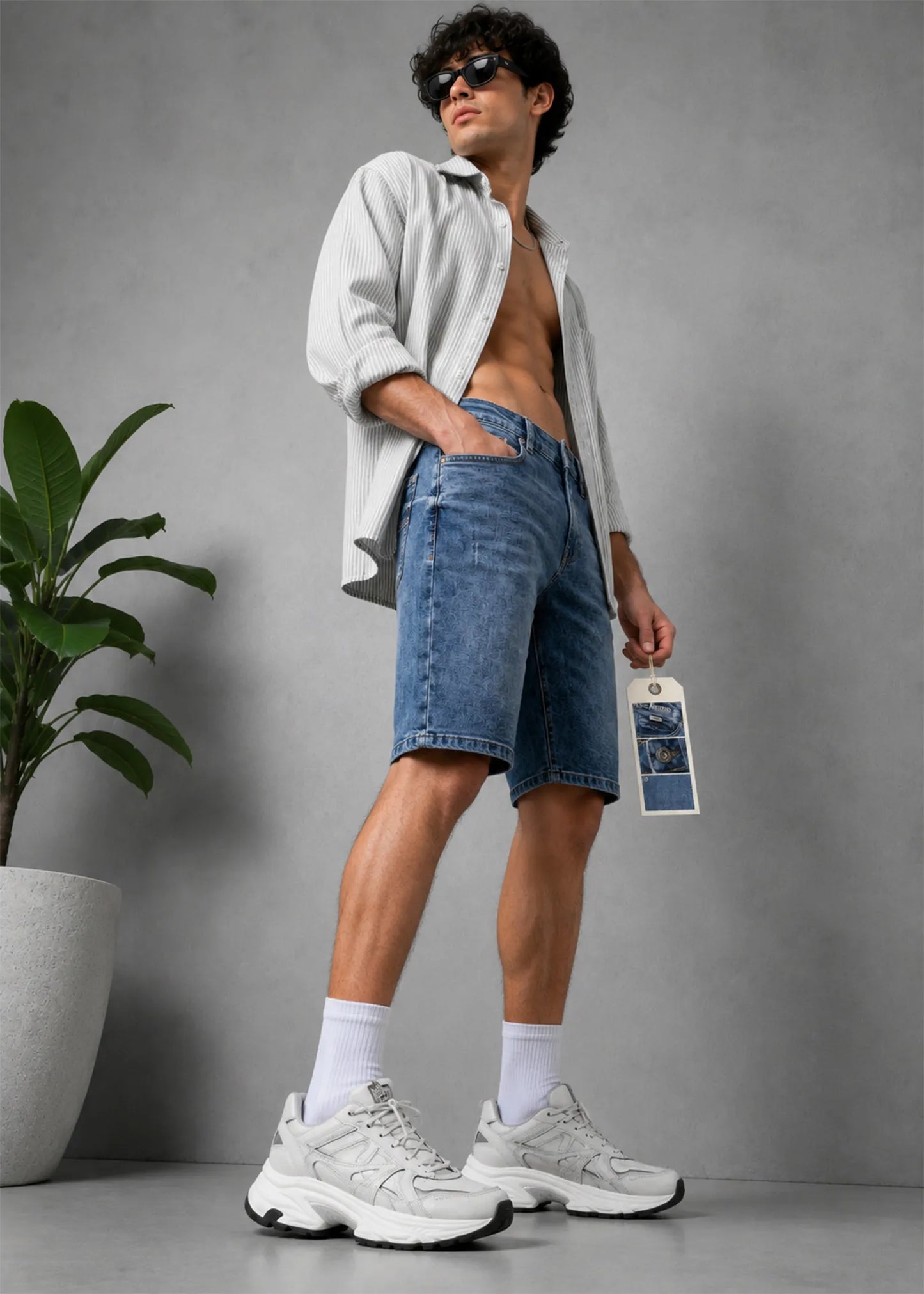 Boxeur Men Blue Straight Fit Short 539