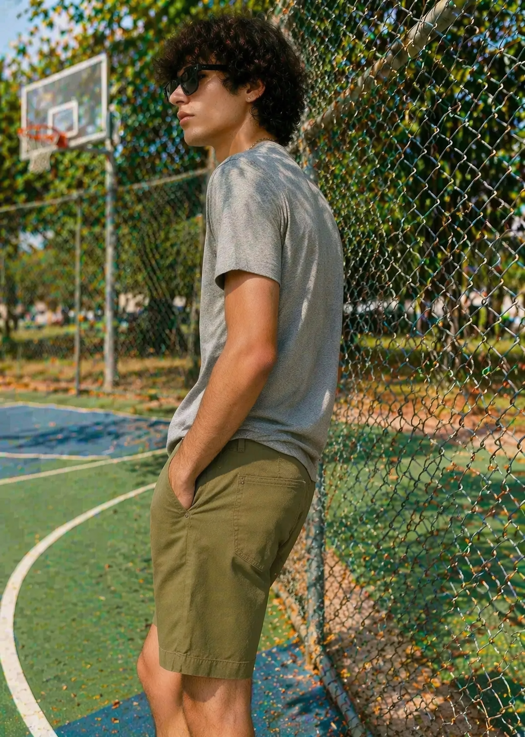 H&M-Men Shorts Khaki US 105