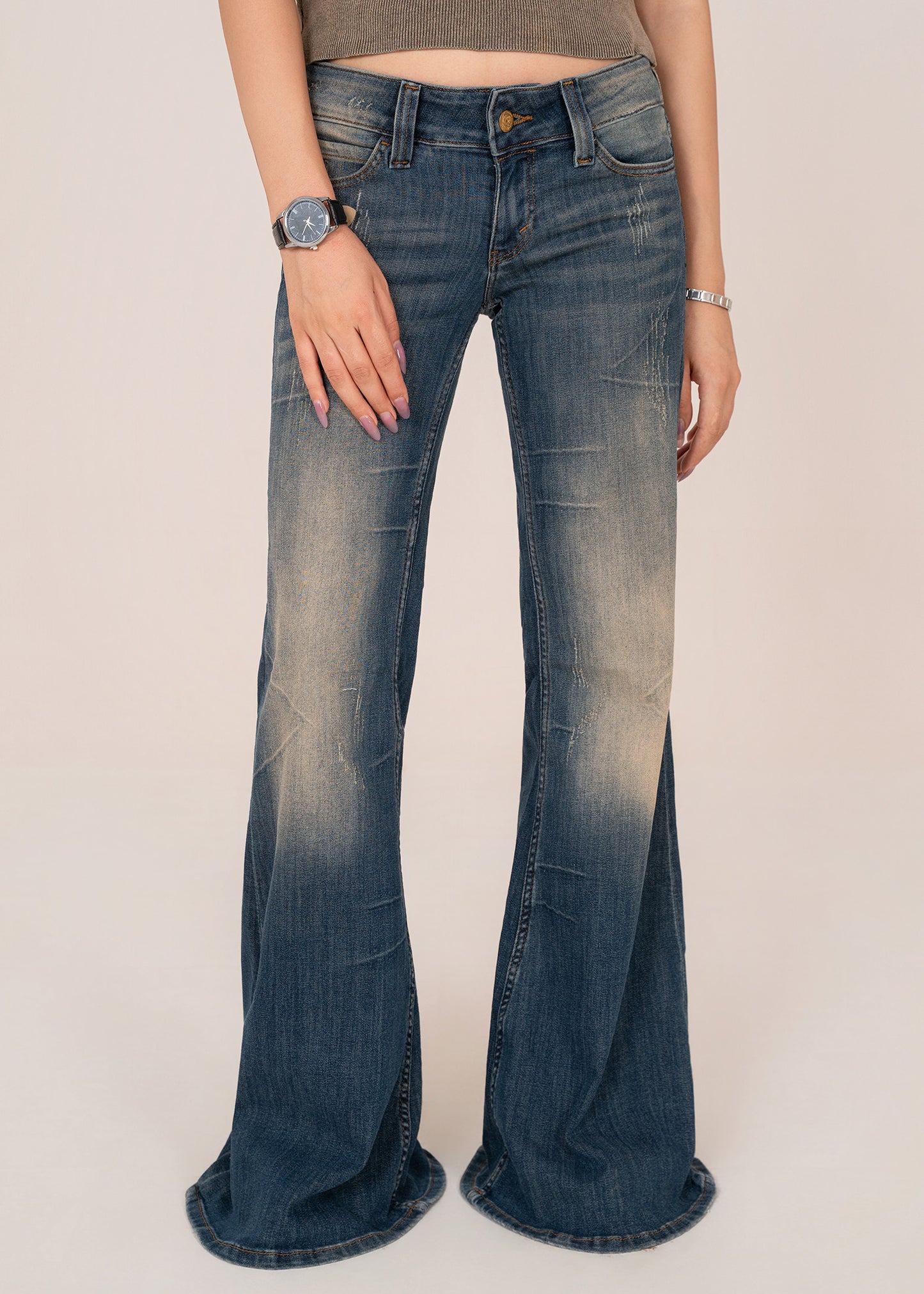 H&M-Bootcut Woman Jeans US 836