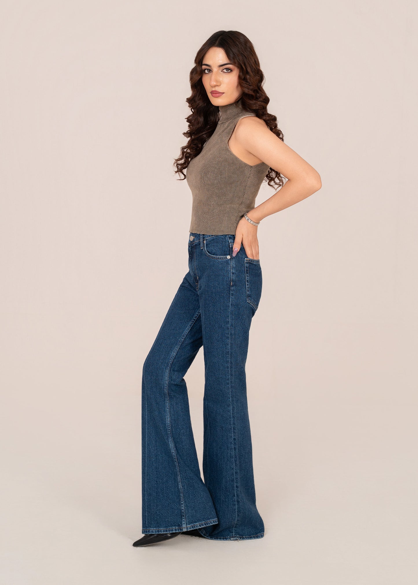 H&M-Bootcut Woman Jeans -US 825