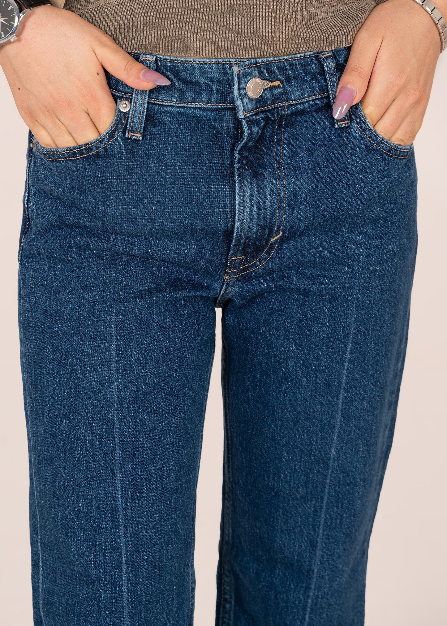 H&M-Bootcut Woman Jeans -US 825