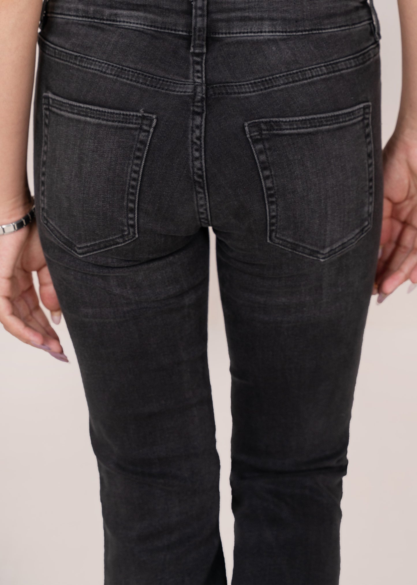 Monki Denim-Bootcut Woman Jeans -US 834