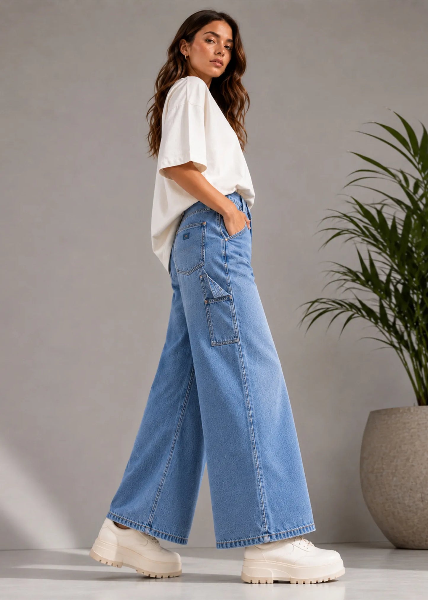 FRACOMINA Women Wide Leg Jeans Blue Dia 543