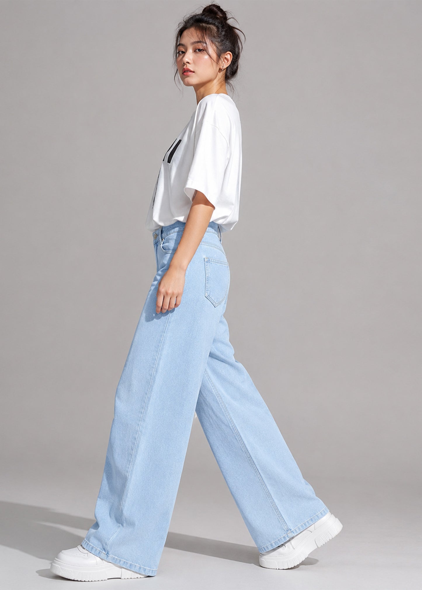 H&M Women Wide Leg Jeans Light Blue US 632