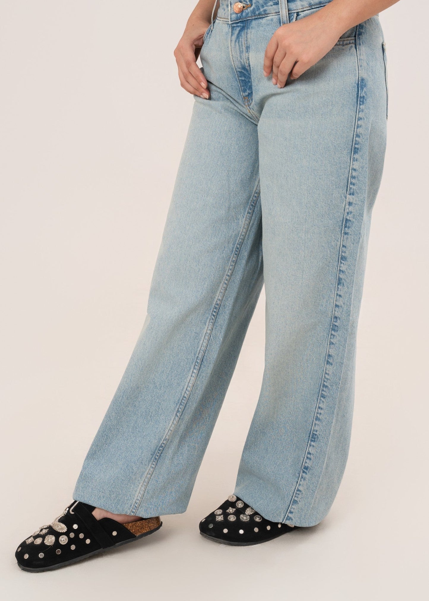 Guess-Wide Leg-INT-06-LB